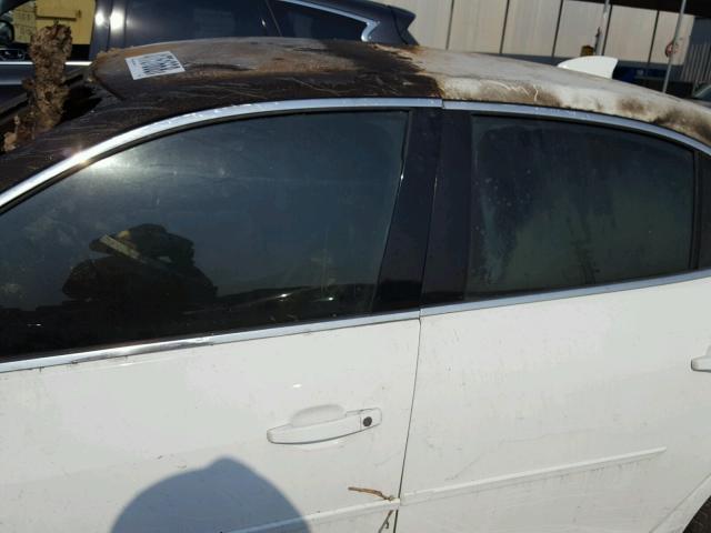 1G11C5SL4FF326835 - 2015 CHEVROLET MALIBU 1LT 白色 照片 9