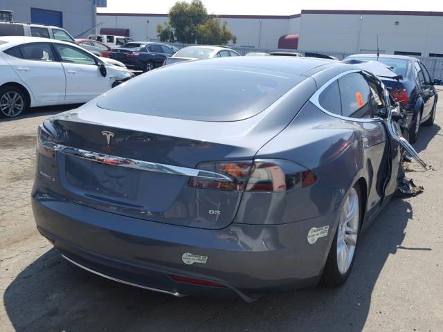 5YJSA1CN4DFP07287 - 2013 TESLA MODEL S GRAY photo 4