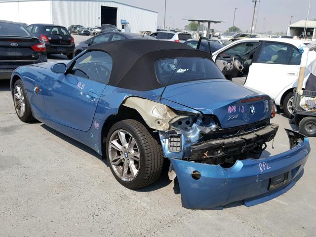 4USBT53443LU04797 - 2003 BMW Z4 3.0 BLUE photo 3