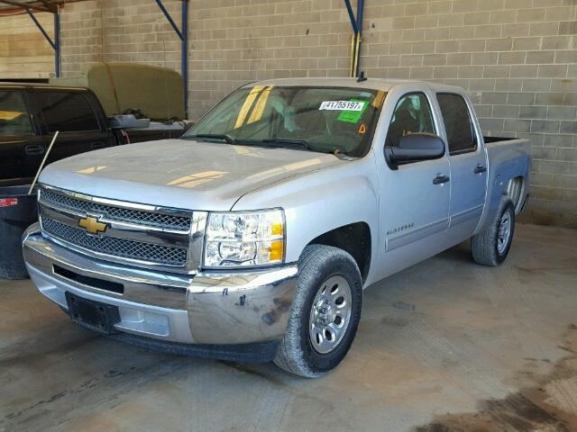 3GCPCREAXDG263352 - 2013 CHEVROLET SILVERADO SILVER photo 2