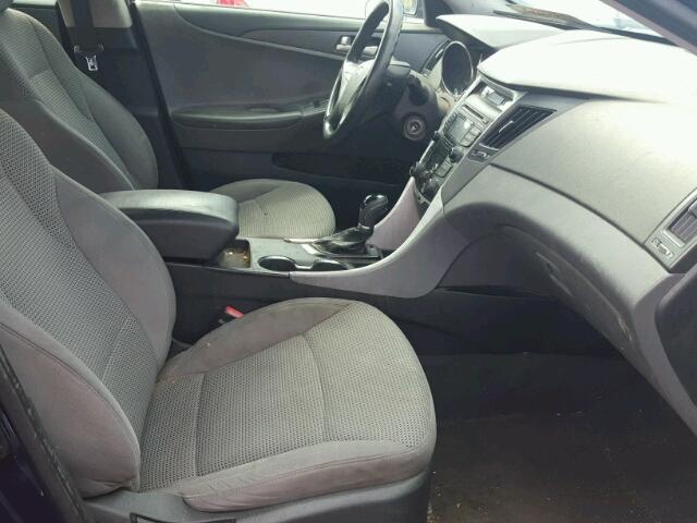 5NPEB4AC0CH401670 - 2012 HYUNDAI SONATA GLS BLUE photo 5