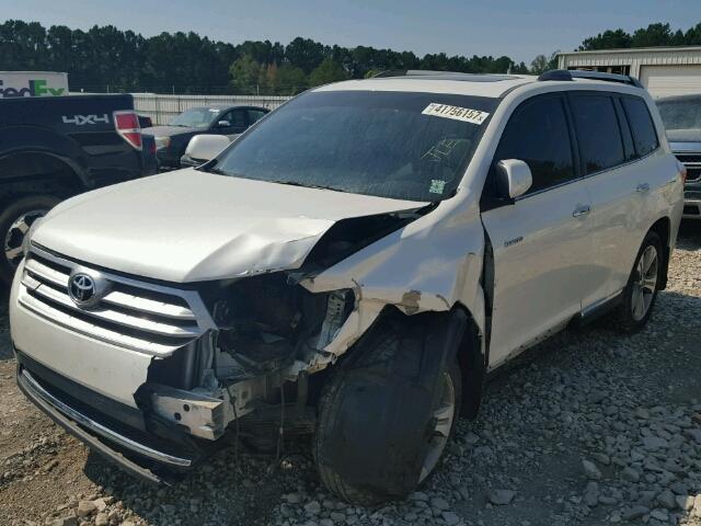 5TDDK3EH8CS111344 - 2012 TOYOTA HIGHLANDER WHITE photo 2