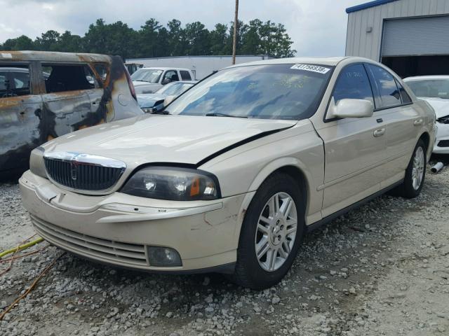 1LNHM87A43Y662072 - 2003 LINCOLN LS 奶油色 照片 2