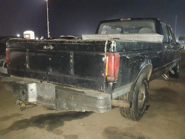 1FTJW35F6TEA46411 - 1996 FORD F350 BLACK photo 4