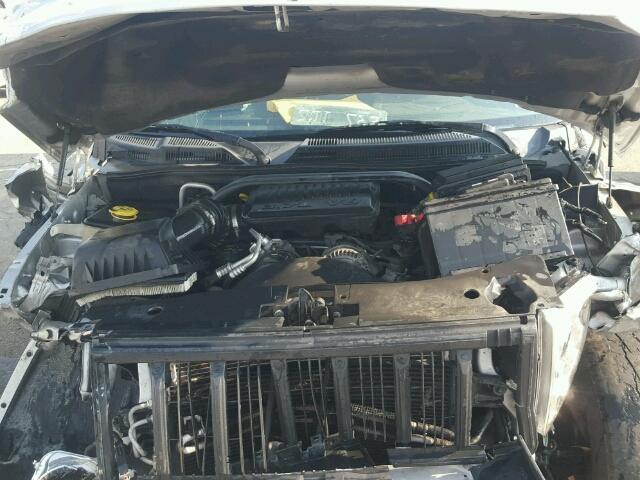 1J8HG48K56C272958 - 2006 JEEP COMMANDER SILVER photo 7