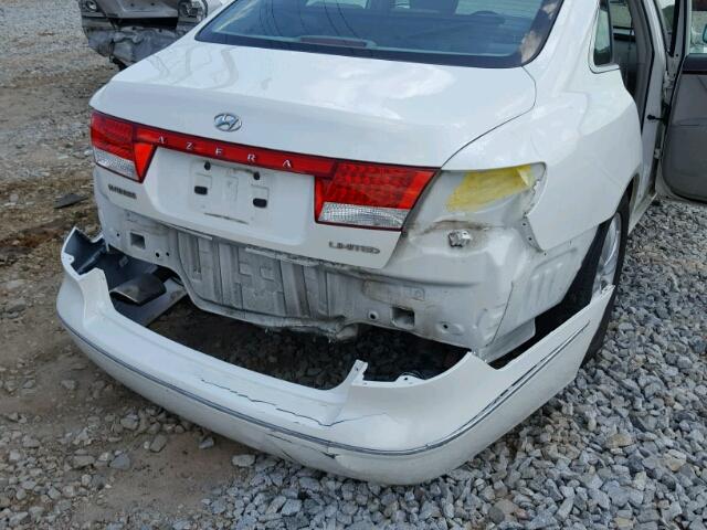 KMHFC46F06A106967 - 2006 HYUNDAI AZERA SE WHITE photo 9