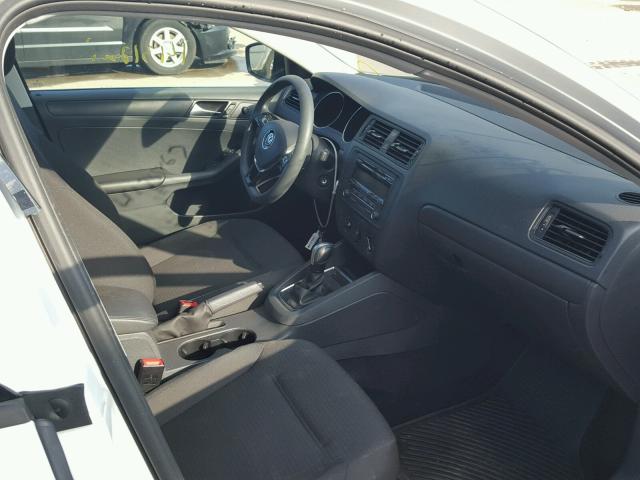 3VW2K7AJ9FM283441 - 2015 VOLKSWAGEN JETTA BASE 白色 照片 5