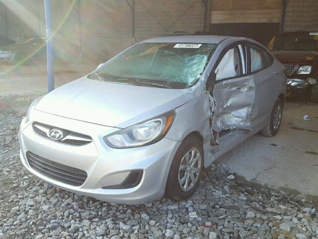 KMHCT4AE0EU639268 - 2014 HYUNDAI ACCENT GLS SILVER photo 2