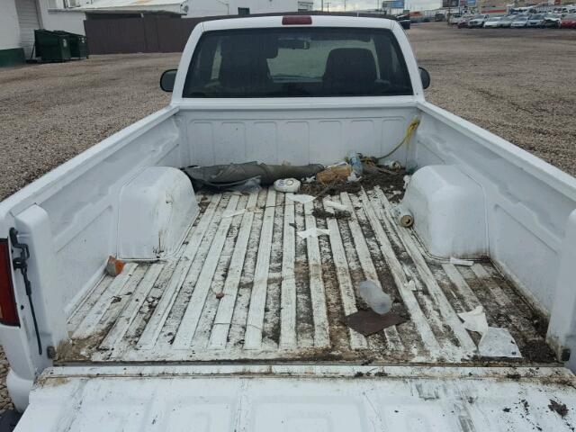 1GTCS145118237649 - 2001 GMC SONOMA WHITE photo 6