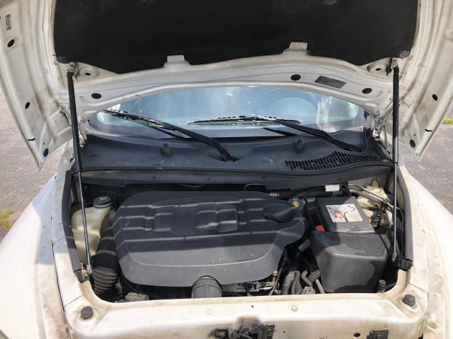 3GNBAAFW8BS578826 - 2011 CHEVROLET HHR LS WHITE photo 8