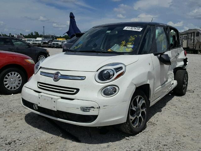 ZFBCFABH6EZ001891 - 2014 FIAT 500L EASY WHITE photo 2