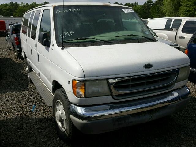 1FBSS31L21HB42855 - 2001 FORD ECONOLINE WHITE photo 1