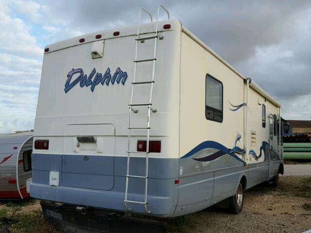 3FCNF53S4YJA10281 - 2000 FORD DOLPHIN WHITE photo 4