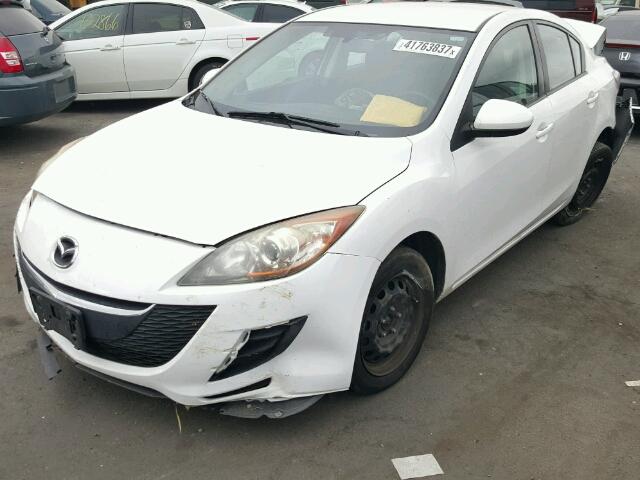 JM1BL1SG9A1196273 - 2010 MAZDA 3 I WHITE photo 2