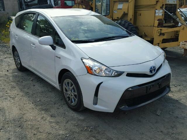 JTDZN3EU4HJ066806 - 2017 TOYOTA PRIUS V WHITE photo 1