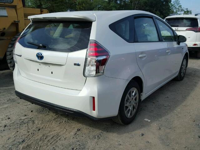 JTDZN3EU4HJ066806 - 2017 TOYOTA PRIUS V WHITE photo 4