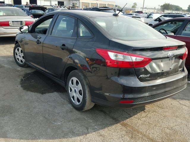 1FADP3E28EL299063 - 2014 FORD FOCUS BLACK photo 3