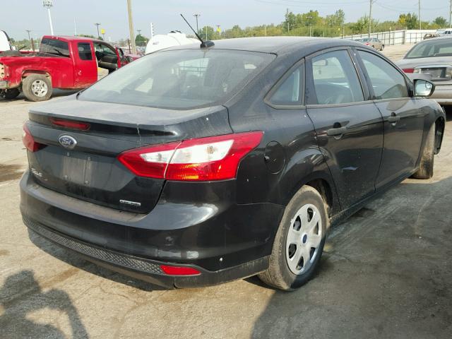 1FADP3E28EL299063 - 2014 FORD FOCUS BLACK photo 4