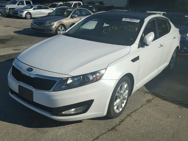 5XXGN4A75DG170720 - 2013 KIA OPTIMA EX WHITE photo 2