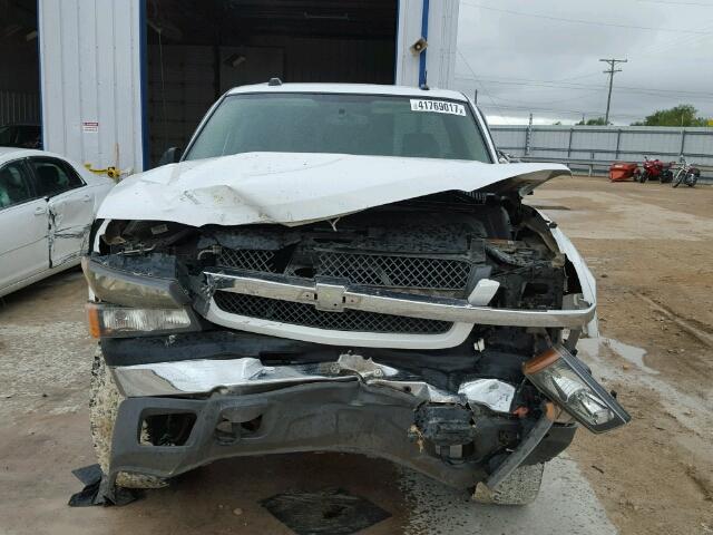 2GCEK13T841400393 - 2004 CHEVROLET SILVERADO WHITE photo 9