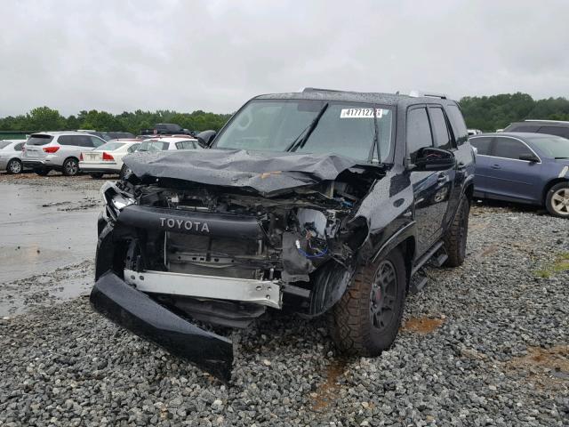 JTEBU5JR7J5507324 - 2018 TOYOTA 4RUNNER SR BLACK photo 2