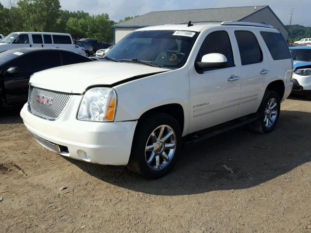 1GKFK032X9R280251 - 2009 GMC YUKON DENA WHITE photo 2