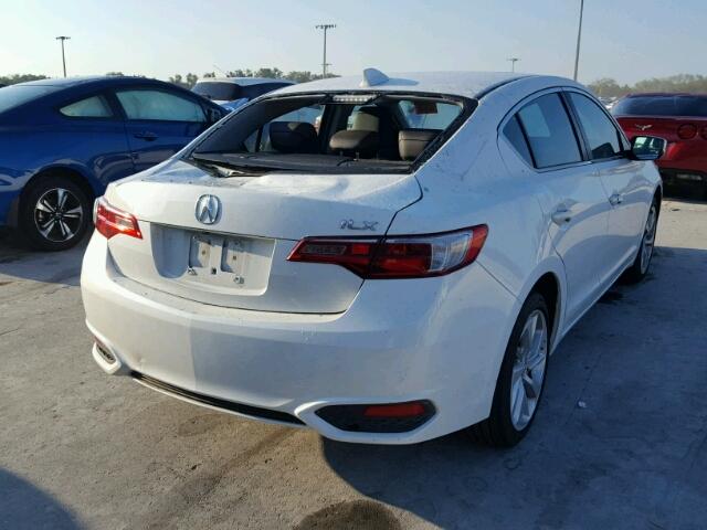 19UDE2F71GA012747 - 2016 ACURA ILX PREMIU WHITE photo 4