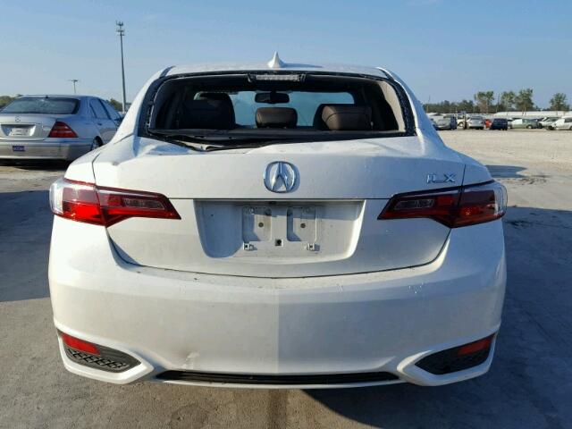 19UDE2F71GA012747 - 2016 ACURA ILX PREMIU WHITE photo 9