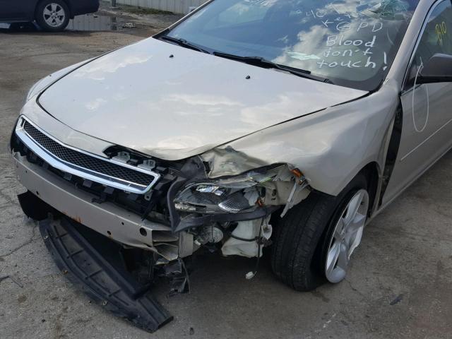 1G1ZB5E18BF295776 - 2011 CHEVROLET MALIBU LS GOLD photo 9