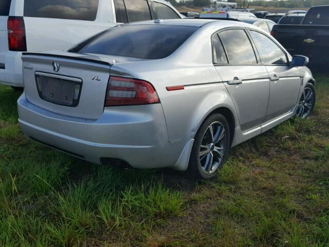 19UUA66208A030990 - 2008 ACURA TL SILVER photo 4