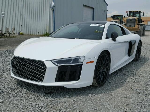 WUAKBAFX0H7901789 - 2017 AUDI R8 5.2 PLU WHITE photo 2