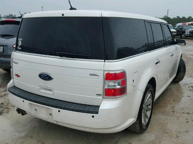 2FMHK6CC0ABA81633 - 2010 FORD FLEX SEL WHITE photo 4