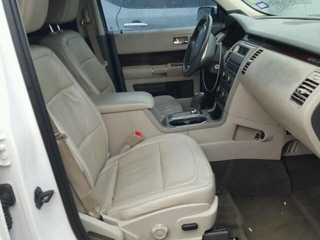 2FMHK6CC0ABA81633 - 2010 FORD FLEX SEL Սպիտակ լուսանկար 5
