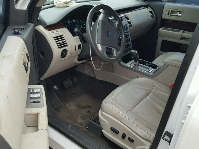 2FMHK6CC0ABA81633 - 2010 FORD FLEX SEL Սպիտակ լուսանկար 9