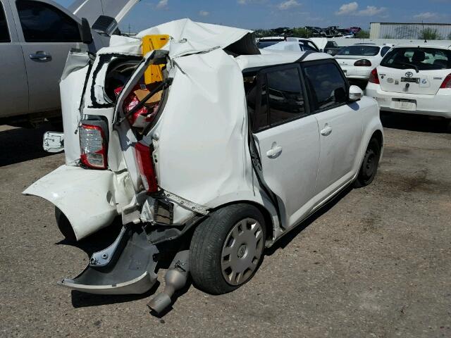 JTLZE4FE3FJ081019 - 2015 TOYOTA SCION XB WHITE photo 4