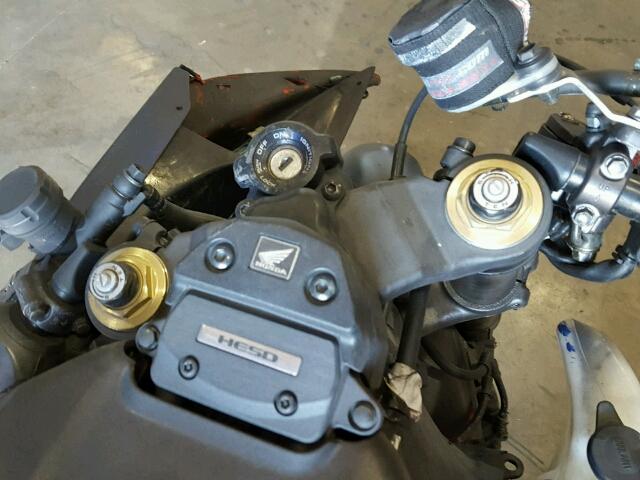 JH2SC57026M208053 - 2006 HONDA CBR1000 RR BLACK photo 8