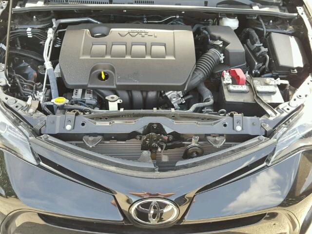 5YFBURHE3HP670242 - 2017 TOYOTA COROLLA BLACK photo 7