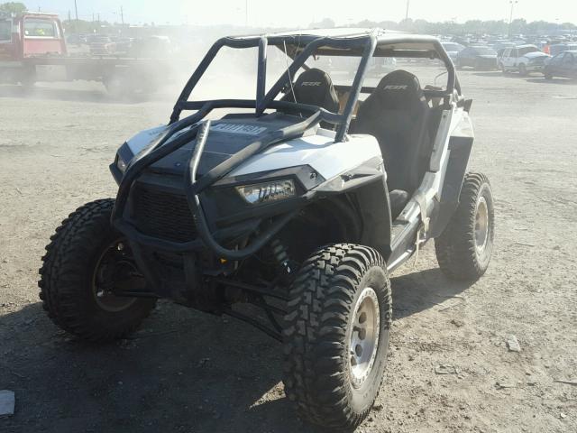 4XAVBA875FB957560 - 2015 POLARIS RZR WHITE photo 2