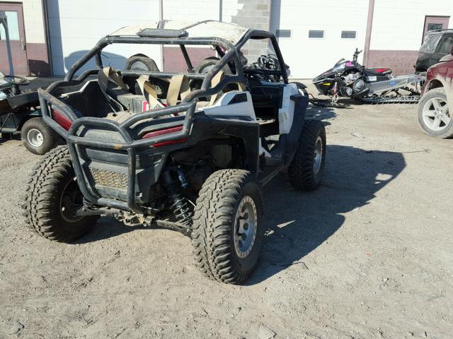 4XAVBA875FB957560 - 2015 POLARIS RZR WHITE photo 4