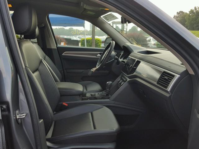 1V2RR2CA4JC555903 - 2018 VOLKSWAGEN ATLAS SEL Boz foto 5