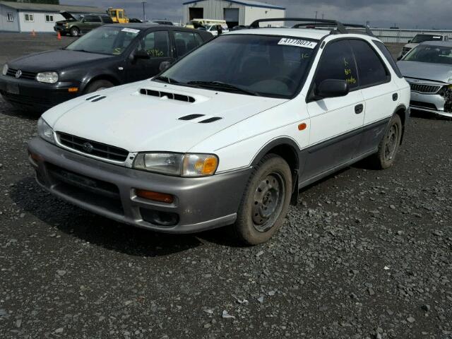 JF1GF4857XH813714 - 1999 SUBARU IMPREZA OU WHITE photo 2