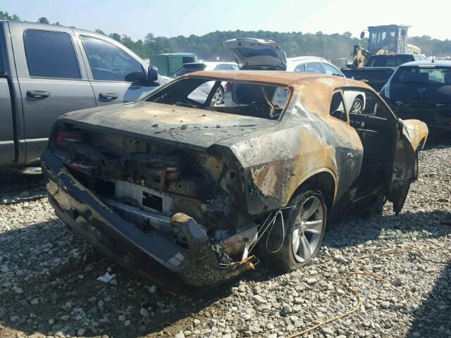 2C3CDZAG7GH279958 - 2016 DODGE CHALLENGER BURN photo 4