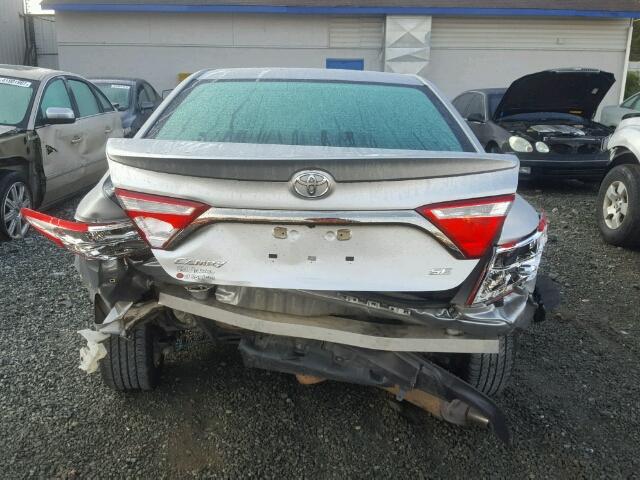 4T1BF1FK3GU203470 - 2016 TOYOTA CAMRY LE SILVER photo 9