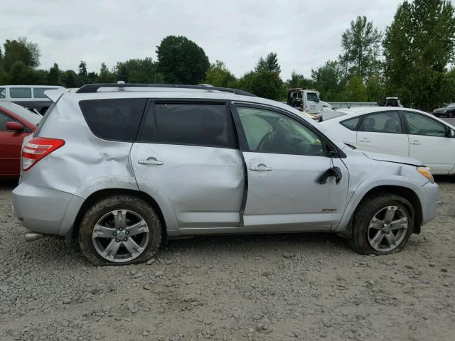 JTMBK32V695081082 - 2009 TOYOTA RAV4 SPORT SILVER photo 10