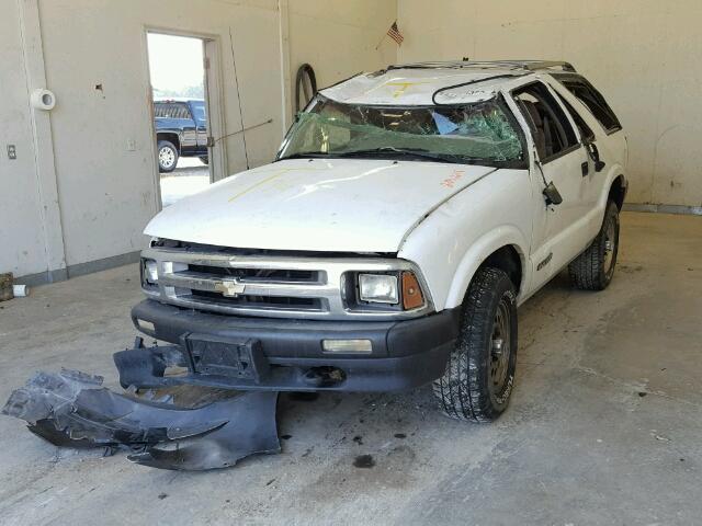 1GNCT18W0SK253546 - 1995 CHEVROLET BLAZER WHITE photo 2