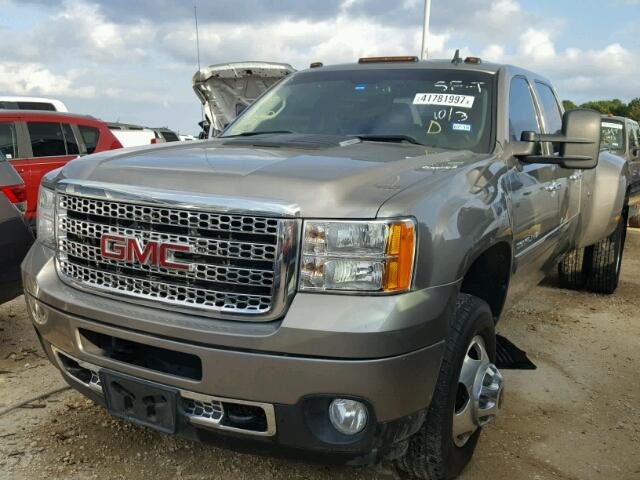 1GT426C80DF238532 - 2013 GMC SIERRA K35 GRAY photo 2