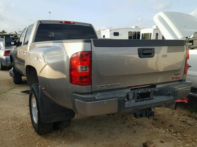 1GT426C80DF238532 - 2013 GMC SIERRA K35 GRAY photo 3