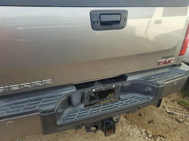 1GT426C80DF238532 - 2013 GMC SIERRA K35 GRAY photo 9