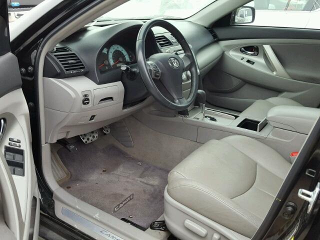 4T1BF3EK3BU170802 - 2011 TOYOTA CAMRY BASE BLACK photo 9