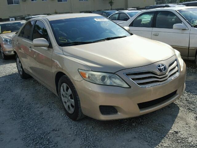 4T1BF3EK4BU128042 - 2011 TOYOTA CAMRY GOLD photo 1